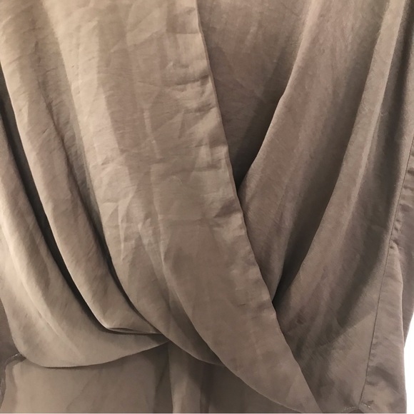 Kut from the Kloth Brown Drape Sleeveless Top - Picture 3 of 7